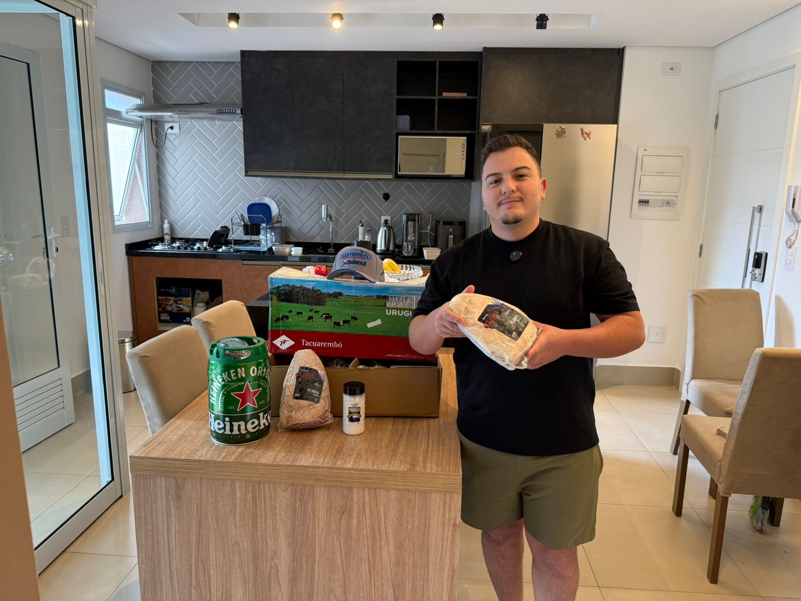 André Henrique de Oliveira Lombardi - 1cx. picanha bassi uruguai + chopp + sal + boné