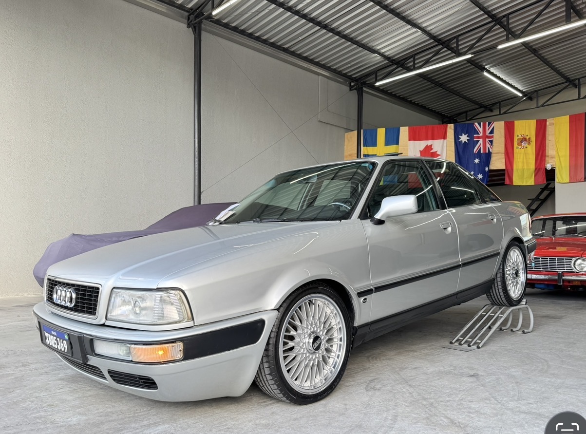 Jeferson Carl Schroeder - Ação bate e volta audi/80 v6 manual.