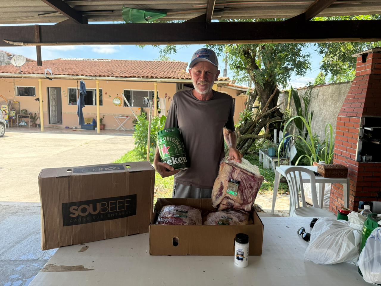 André Henrique de Oliveira Lombardi - 1cx costela + chopp + sal + boné