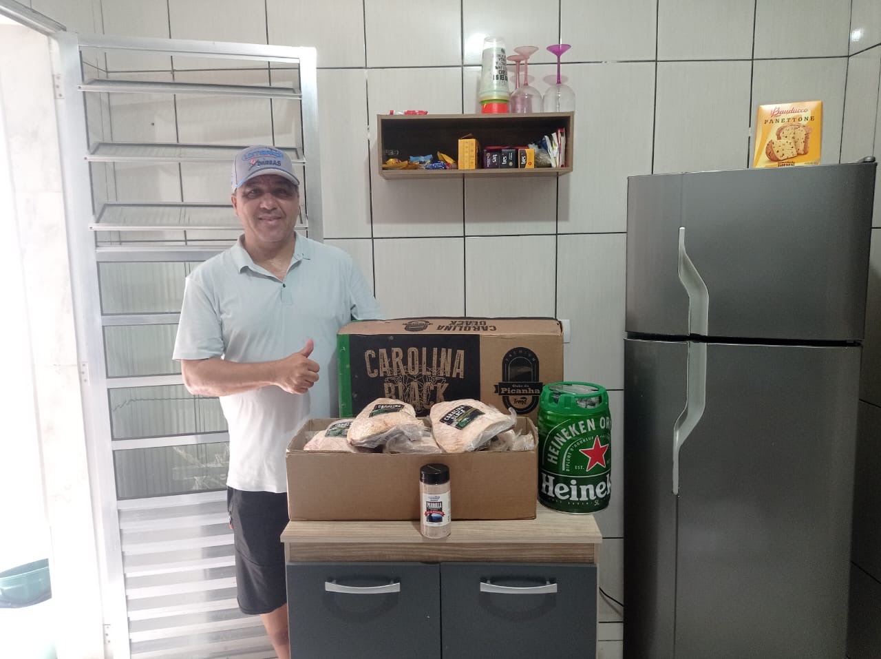 André Henrique de Oliveira Lombardi - 1cx. de picanha carolina blac + chopp + sal + boné