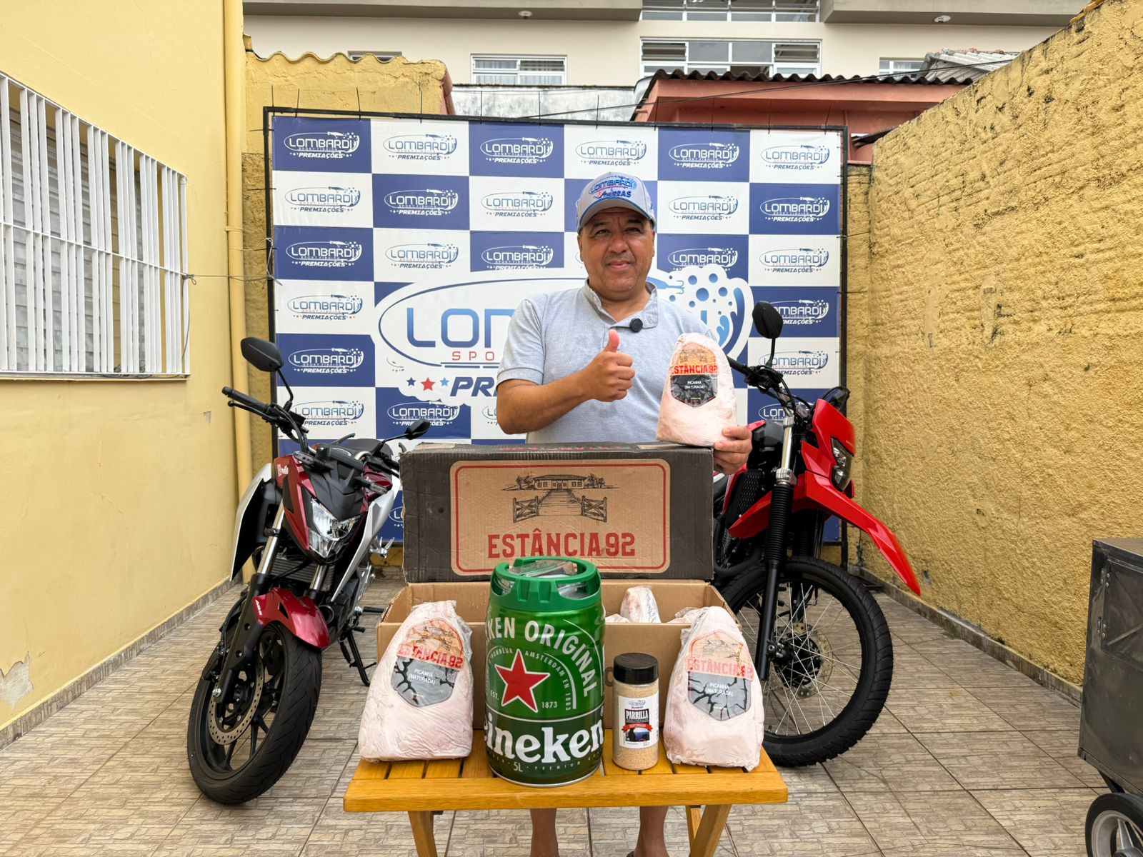 André Henrique de Oliveira Lombardi - 1 cx.de picanha estância 92 + chopp + sal + boné