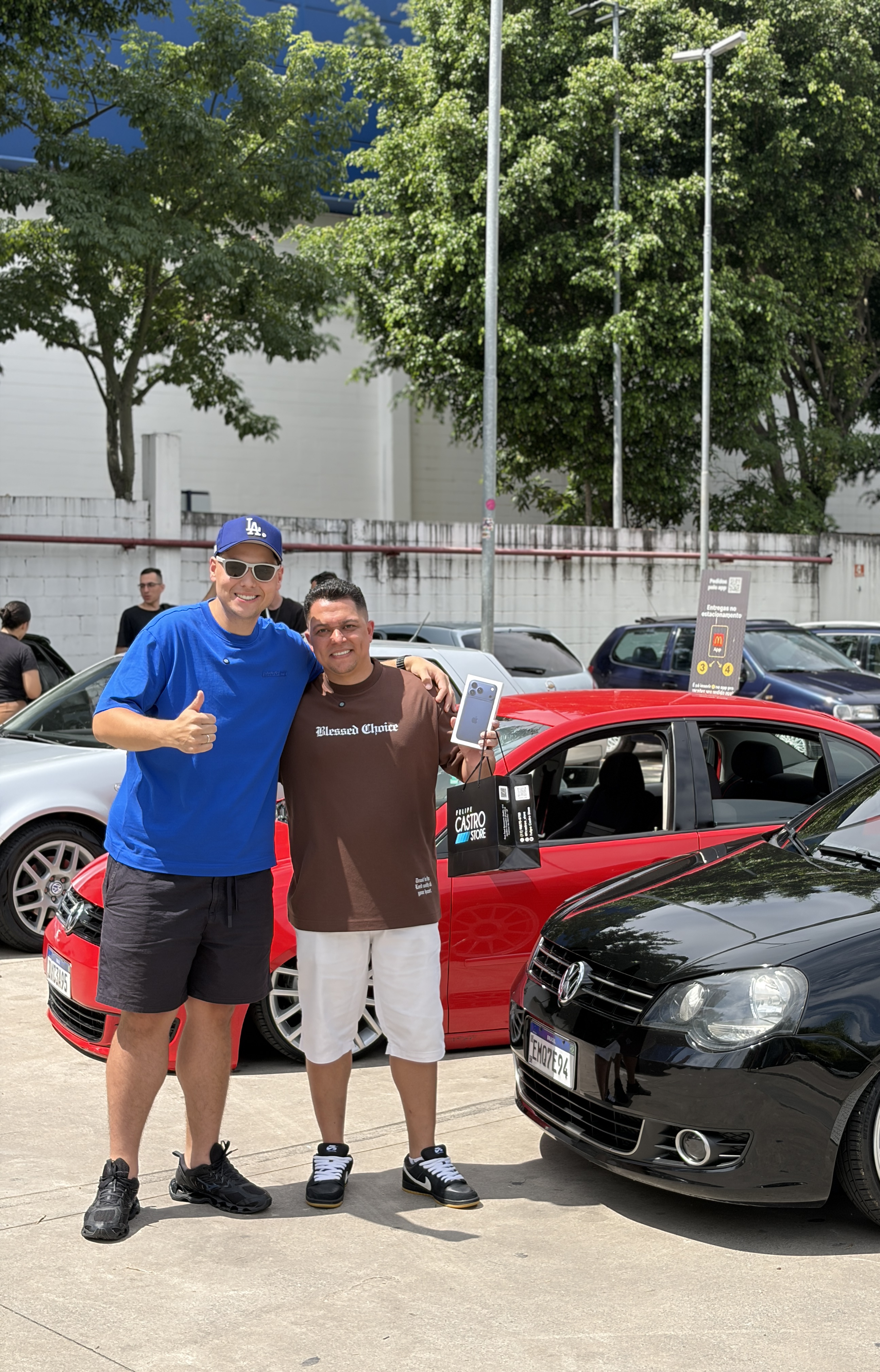 Felipe silva de castro - 17 pro max ou r$5.000 em $ + r$2.000 vale compra