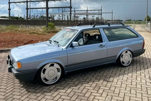 ZAVATTI CARS GARAGE - Parati surf 1995 ou 25k no pix