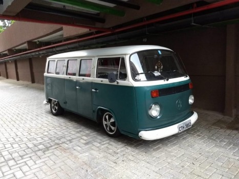 A??o 122 kombi luxo 1977 + pr?mios