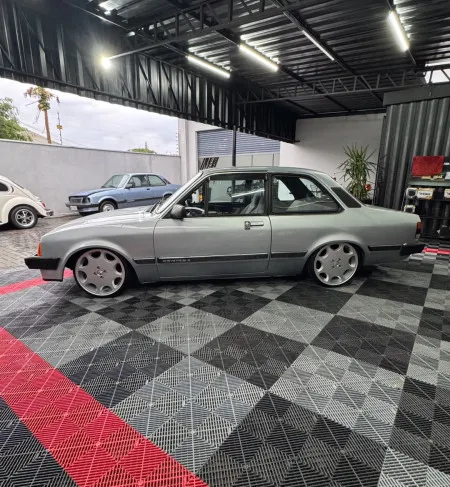 Danclassicos - Chevette sl 1985 prata metálico