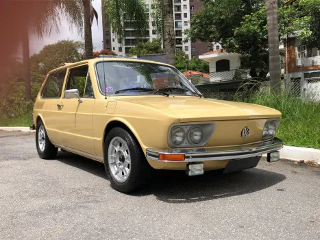 Rcautomobili - Vw brasilia 1977 - bege saara - placa preta