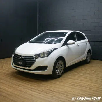 STUDIO RODRIGO CUSTOM - Hb20 2018 1.0 flex completo ou 35k