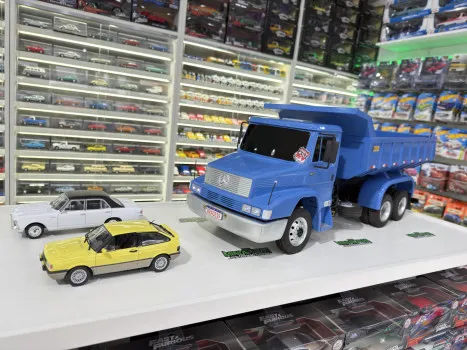 Minis Evolution - Mercedes benz 1618 caçamba 1/14