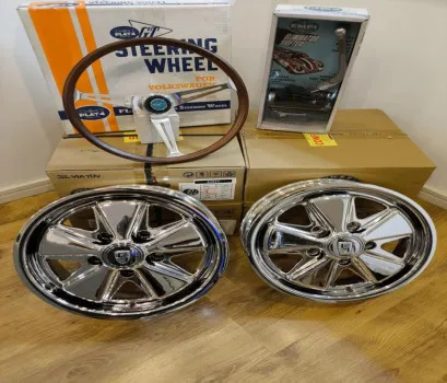 83 parts - Kit de acessórios flat4 e rodas raw 15