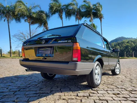 Vw parati gl 1.8 - 1994 - preto gótico