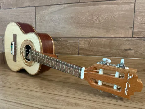 Ação 577-cavaco de castro luthier em jatobá 2025