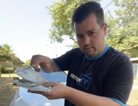 7 mil no pix ou 2 iphone 12