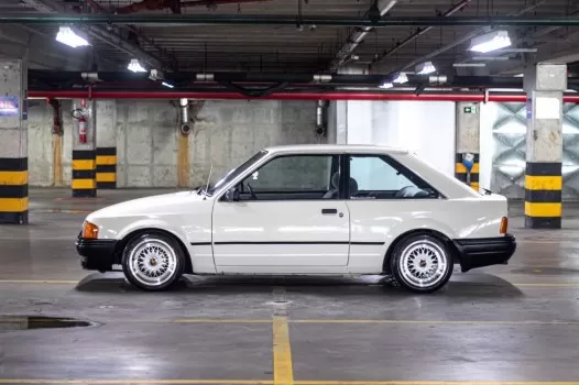 Ford escort gl 88 1.6 + 1.000,00