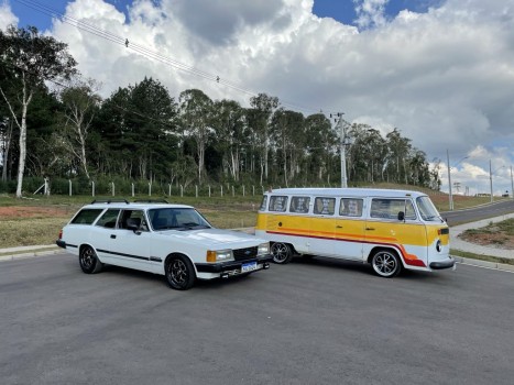 Kombi patina ou caravan 6 cil + r$500,00