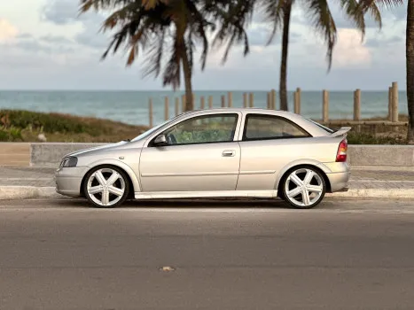 Astra 2.0 completo + mil reais