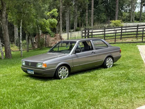 Voyage 1995 bege urano ou 27 mil no pix