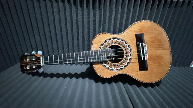 hidden.adv - Rifa 06 - cavaco ou banjo, o ganhador escolhe