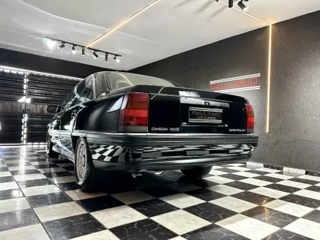 19? a??o omega cd 3.0i 165 cv 1994 preto liszt