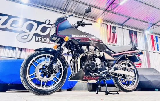 Tiago Silva Gregório - Cbx 750f 7 galo magia negra ou 40 mil no pix!