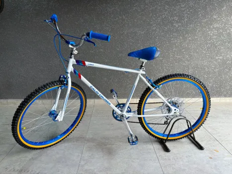 Volksbrothers - Ed. esp caloi cruiser aro 26” light 1986 ou 4000