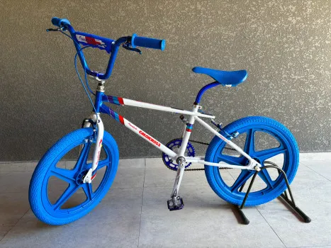 Volksbrothers - Caloi freestyle custom light/nylon ou 3500 no pix