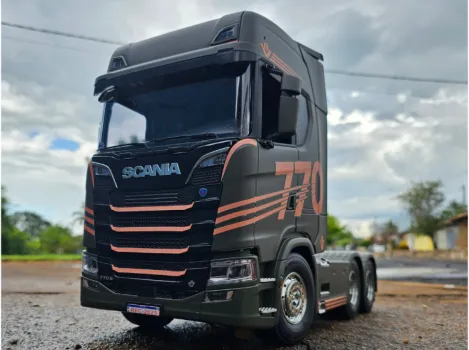RFC Miniaturas - Scania 770s v8