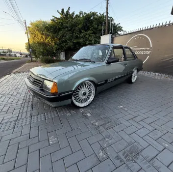 Danclassicos - Chevette sl/e 1990 verde abujari