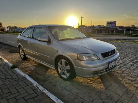 Astra cd 2.0 16v com câmbio f23 e apenas 500 cotas