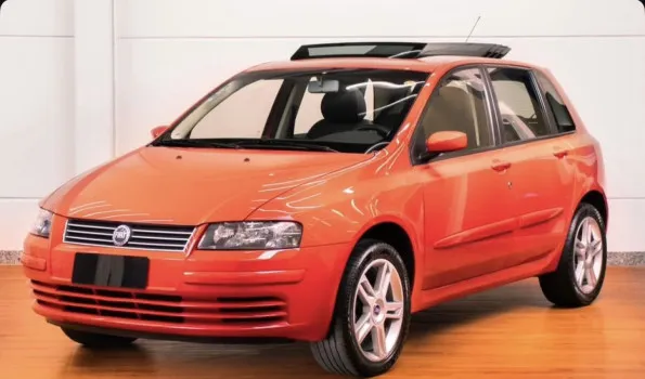 Juts Imports - Ação fiat stilo sporting novíssimo (lot. federal)