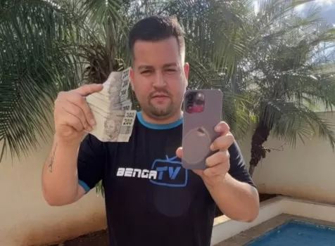 R$ 8200 no pix ou 1 iphone 14 pro max