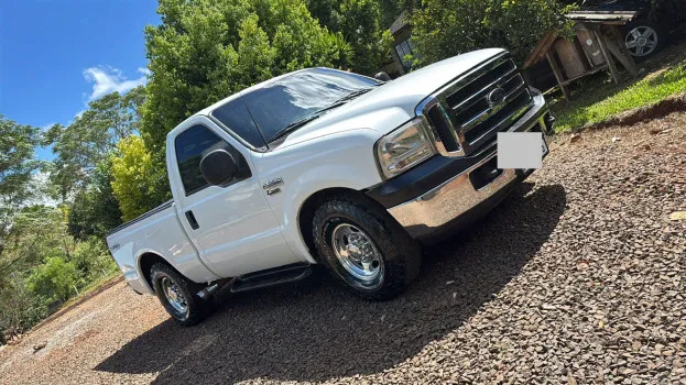 Clair J. Castanho - F- 250 branca xlt-l ram tchummm