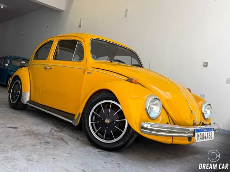 Dream Car Brasil - 216ª ação - fuscão 1500 amarelo safari