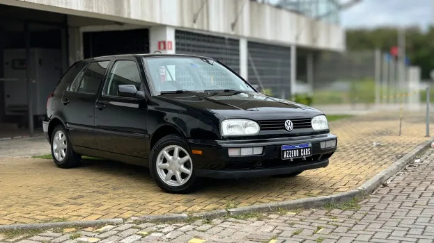 Golf glx + mil reais