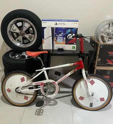 Meu novo carro antigo - 3* ação rapidinha (apenas $ 7,50)
