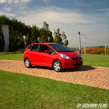 STUDIO RODRIGO CUSTOM - Honda fit dx 2013 completo ou 30k no pix