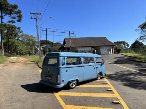 Kombi azul atlanta de fabrica + r$ 500
