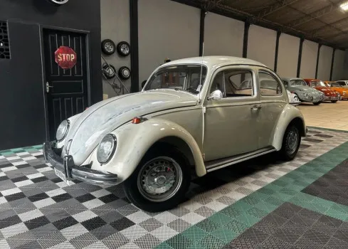 Curita em ação - Fusca pátina style ou 16k no pix!