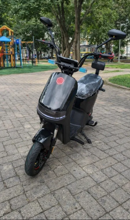 Washington Dos Santos Dias - Moto elétrica foston x15 max preta de 1000w