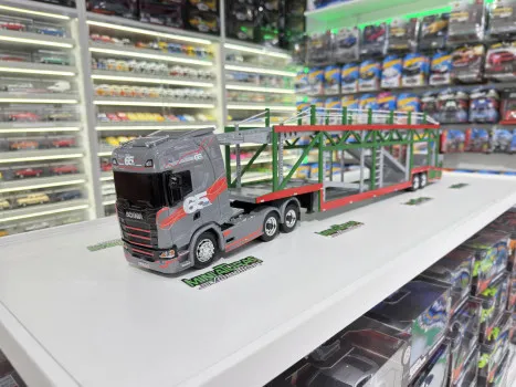 Minis Evolution - Scania 65 anos com carreta cegonha