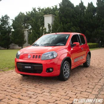 Rodrigo Custom - Fiat uno sporting completo ou 20k no pix.