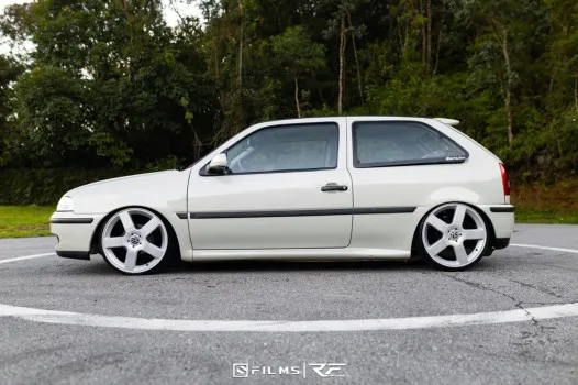 RF VIP CARS - Gol 2000 confortline 2.o branco perola ou 38k