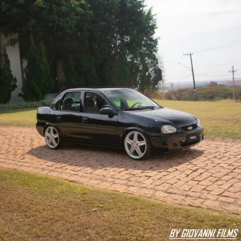 STUDIO RODRIGO CUSTOM - Gm classic life 2009 ou 18k no pix