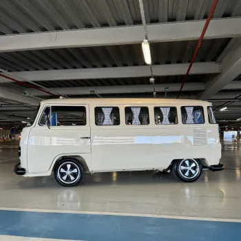 9ª ação kombi 1996 bege muito linda