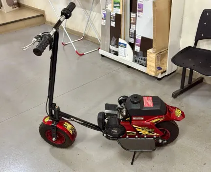 Assoc. Rioverdense Automob. - Kartódromo Rv - Walk machine 42cc 2 tempos gas