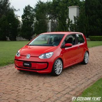Vw up 1.0 aro 17 2015 legalizado ou 25k no pix