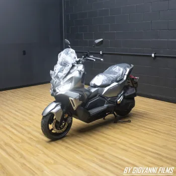 STUDIO RODRIGO CUSTOM - Dafra sym adxtg 150cc ou 18k no pix