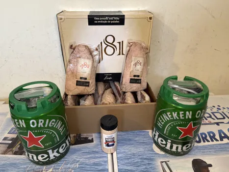 Lombardi Clássicos - 1 caixa de picanha 481, 2 chopp, 1 sal parrilla