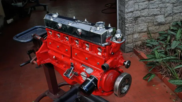 Sylvio luongo filho - Motor 6 cilindros preparado 300hp