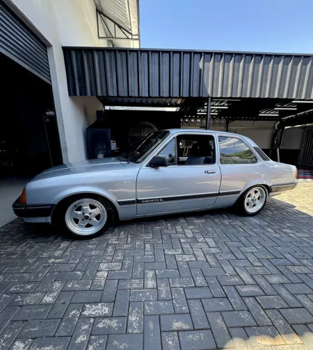 Danclassicos - Chevette sl 1989 prata lunar metálico