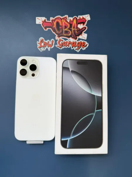 CBA Low Garage - Iphone 16 pro max ou 4500 no pix